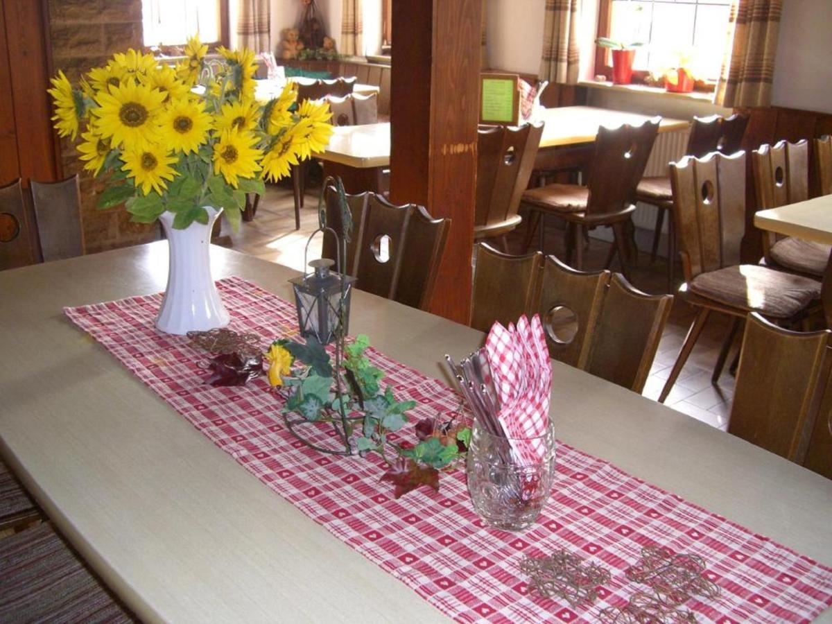 Gasthaus Zum Baeren Gaestehaus Wittighausen Exteriör bild